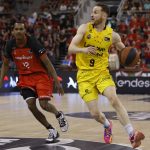 El Lenovo Tenerife tira de oficio para ganar en Granada (6)