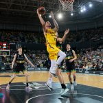 El Lenovo Tenerife se exhibe en Miribilla (3)