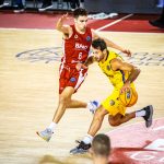 El Lenovo Tenerife cae en Manresa y la eliminatoria volverá a la Isla (11)