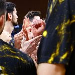 El Lenovo Tenerife cae ante un Unicaja superior y pierde el factor cancha (11)