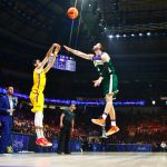 El Lenovo Tenerife 'asalta' el Carpena para llevarse el bronce de la #BCL (14)