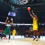 El Lenovo Tenerife 'asalta' el Carpena para llevarse el bronce de la #BCL (10)