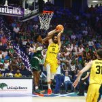 El Lenovo Tenerife 'asalta' el Carpena para llevarse el bronce de la #BCL (11)