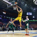 El Lenovo Tenerife 'asalta' el Carpena para llevarse el bronce de la #BCL (4)