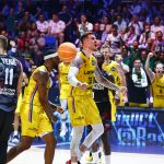 El Lenovo Tenerife cae ante el Hapoel Jerusalem (14)