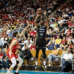 El Lenovo Tenerife impone su sello en Fontajau (5)