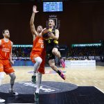 El Lenovo Tenerife no puede con el Valencia (5)