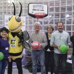 ‘La Canasta Saludable’ debuta con éxito en el Lenovo Tenerife-Zunder Palencia (1)