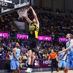 El Lenovo Tenerife exhibe su fortaleza coral ante el Zunder Palencia (11)