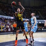 El Lenovo Tenerife exhibe su fortaleza coral ante el Zunder Palencia (9)