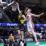 El Lenovo Tenerife cae ante el Casademont Zaragoza (8)