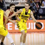 Corazón, defensa y oficio para ganar en Manresa (8)