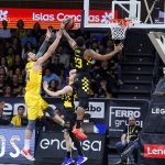 El Lenovo Tenerife cae ante el Barça tras un esfuerzo enorme (10)