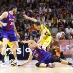 El Lenovo Tenerife cae en semifinales ante un Barça superior (10)