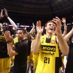 El Lenovo Tenerife hace añicos los pronósticos y tumba al campeón (9)