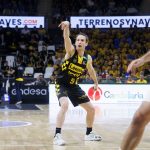 El Lenovo Tenerife supera al Baskonia de Euroliga con un festival colectivo (7)