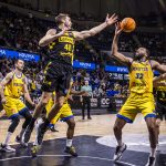 Sólido triunfo para seguir invictos en el Top 16 (2)