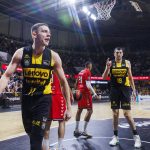 El Lenovo Tenerife reanuda la Liga Endesa con victoria (7)