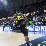 El Lenovo Tenerife reanuda la Liga Endesa con victoria (2)