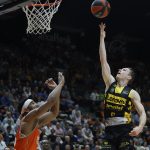 El Lenovo Tenerife cae en La Fonteta (3)
