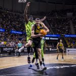 El Lenovo Tenerife se mete en la Final Four, tras dar un recital defensivo (10)