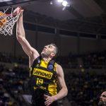 El Lenovo Tenerife se adelanta en su serie de 1/4 con un trabajado triunfo (2)