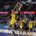 El Lenovo Tenerife se lo deja todo en su adiós a la temporada (10)