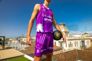 La equipación de toda una Isla (8)