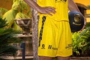 La equipación de toda una Isla (10)