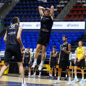 Máxima ilusión en el arranque de La Laguna Tenerife 24/25 (8)