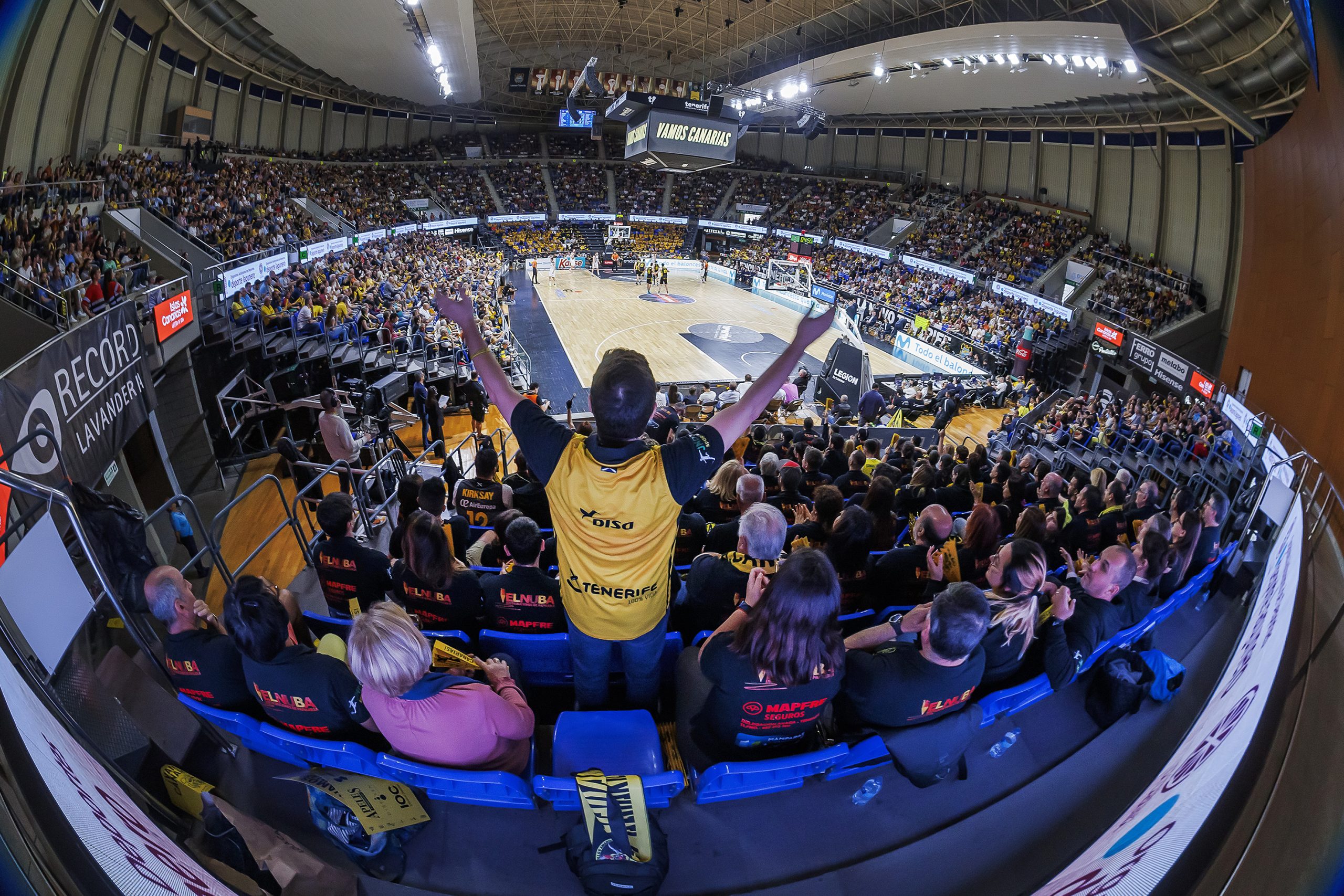 Imagen de La Laguna Tenerife bate su récord histórico de abonados