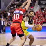 La Laguna Tenerife vence en Granada, con un gran último cuarto (9)