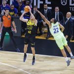 La Laguna Tenerife cae ante el Barça tras competir hasta el final (1)