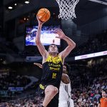 La Laguna Tenerife cede ante el Real Madrid, tras un mal tercer cuarto (11)