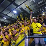 La Laguna Tenerife vuelve a pintar el derbi de aurinegro (3)
