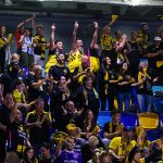 La Laguna Tenerife vuelve a pintar el derbi de aurinegro (4)