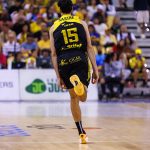 La Laguna Tenerife vuelve a pintar el derbi de aurinegro (10)