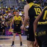 La Laguna Tenerife vuelve a pintar el derbi de aurinegro (14)