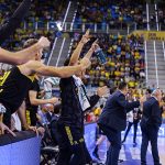 La Laguna Tenerife vuelve a pintar el derbi de aurinegro (18)