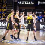 Sinfonía aurinegra para abrir el Top 16 y seguir invicto en Europa (9)