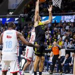 La Laguna Tenerife supera al Río Breogán con un gran ejercicio colectivo (14)