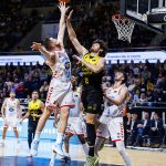 La Laguna Tenerife supera al Río Breogán con un gran ejercicio colectivo (17)