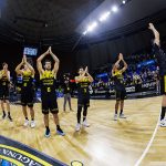 La Laguna Tenerife supera al Río Breogán con un gran ejercicio colectivo (18)