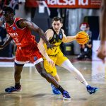 La Laguna Tenerife 'asalta' el Nou Congost (2)