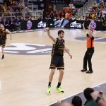 La Laguna Tenerife tumba al Barça en una noche memorable (16)