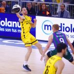 Cae con la cabeza alta (14)