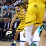 Cae con la cabeza alta (18)