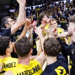 La Laguna Tenerife resiste a un buen Joventut y exhibe su ADN competitivo (18)