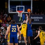 La Laguna Tenerife 'asalta' el Palau Blaugrana (4)