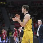 La Laguna Tenerife 'asalta' el Príncipe Felipe y cierra un marzo perfecto (5)